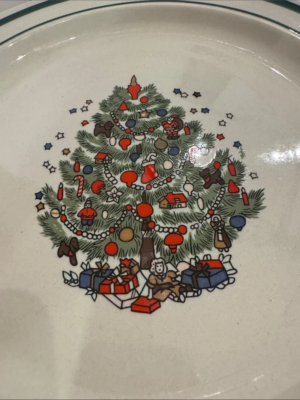 Set off 4 Rare STONEWARE CHINA Christmas 10” Tree Plate